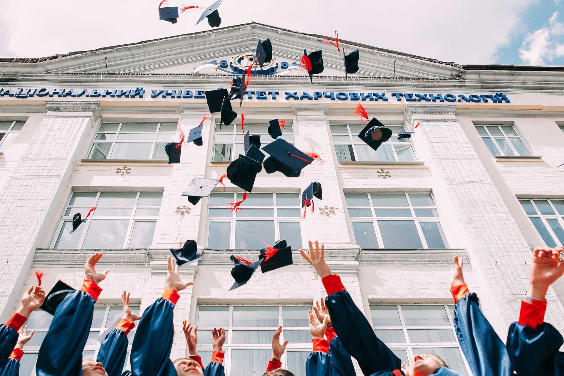 This is a banner that showing SEAR ROGERS INTERNATIONAL SCHOOL really put emphasis on British Cambridge Curriculum and secondary school education.